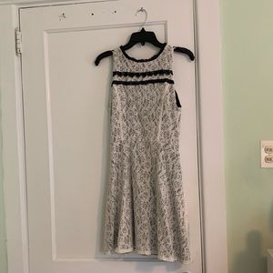 Aqua by Bloomingdale’s lace dress size M